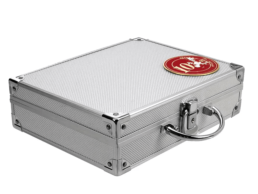 Silver aluminum carrying coin case with a red 10 Euro medallion on a white background
