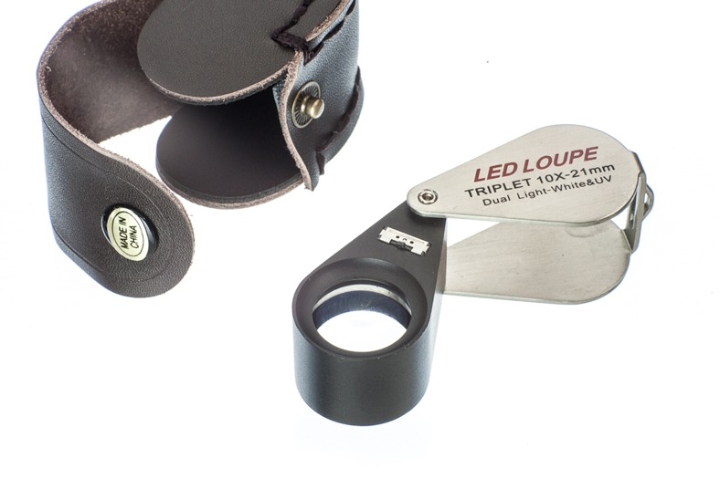 10x UV and LED Loupe 10x UV and LED Loupe